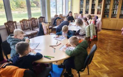 Vrtićanci posjetili školsku knjižnicu